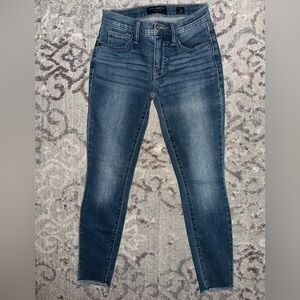 LUCKY BRAND Jeans size 00 skinny AVA mid rise NWOT
